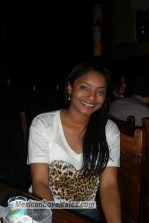 150084 - Lily Age: 45 - Colombia