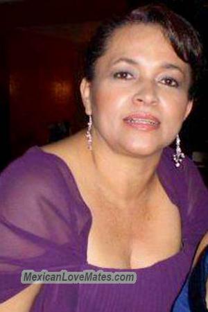 153443 - Olga Lucia Age: 63 - Colombia