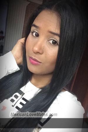 156027 - Saret Age: 32 - Colombia