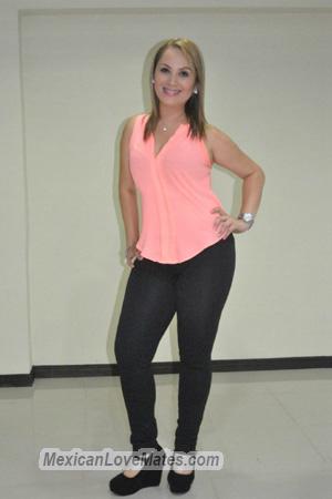 158652 - Sirleny Age: 40 - Costa Rica