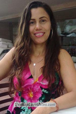 179049 - Sandra Age: 53 - Colombia