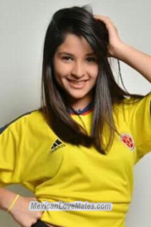 182523 - Fernanda Age: 27 - Venezuela