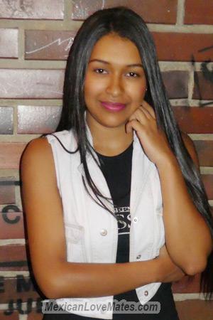 184304 - Manuela Age: 29 - Colombia