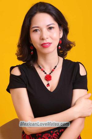 187365 - Renxiu Age: 50 - China