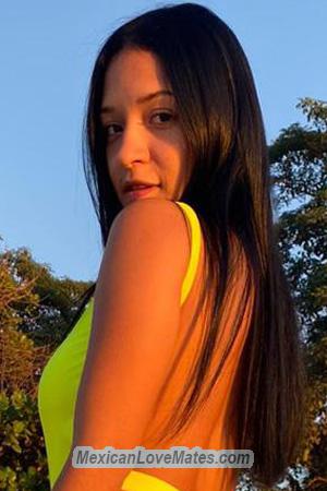 191624 - Jamie Age: 28 - Costa Rica