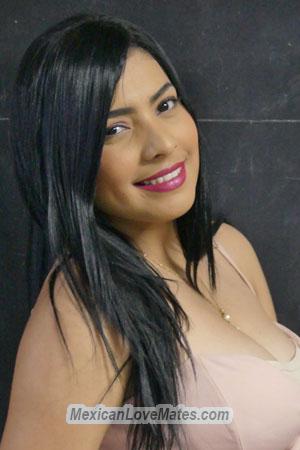 191920 - Thalia Age: 27 - Colombia