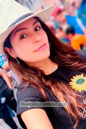 194637 - Doris Age: 29 - Peru