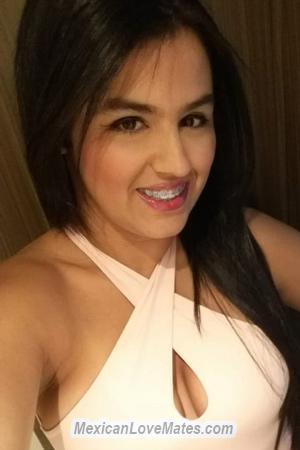 195905 - Zulyani Age: 37 - Colombia