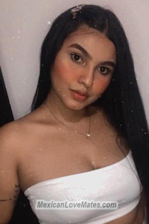 197135 - Liceth Age: 24 - Colombia