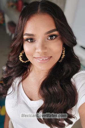 197279 - Maura Raquel Age: 35 - Colombia