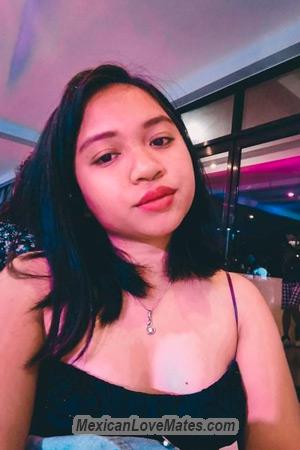 197562 - Lani Age: 25 - Philippines