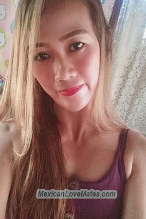 199635 - Frenlyn Age: 42 - Philippines