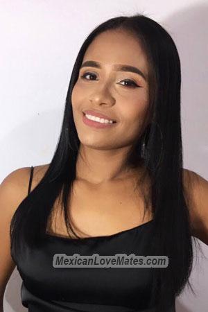 201716 - Maria Fernanda Age: 34 - Colombia