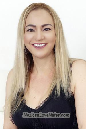 203847 - Silvia Age: 48 - Colombia