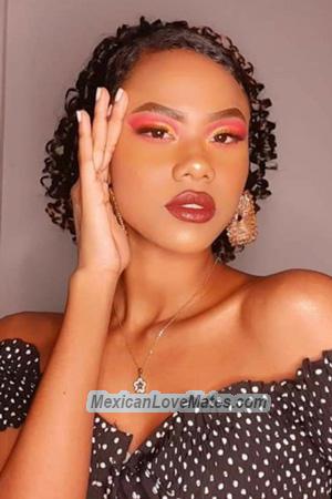 204003 - Sharit Age: 26 - Colombia