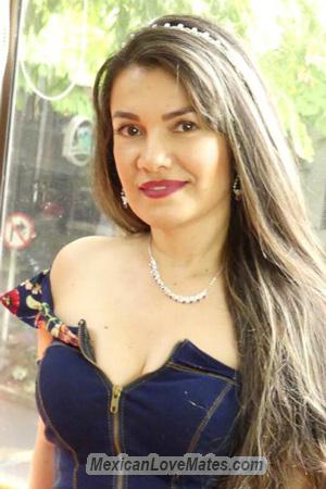 205233 - Erika Age: 49 - Colombia
