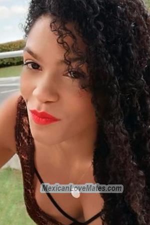 206095 - Isamar Age: 32 - Colombia