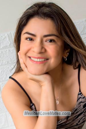 207047 - Yohany Age: 47 - Peru