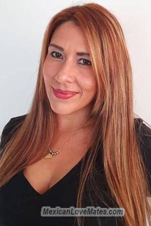 207057 - Laura Age: 45 - Colombia