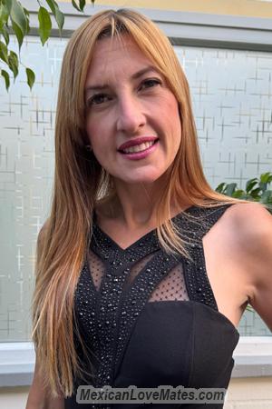 210274 - Mariela Age: 41 - Colombia