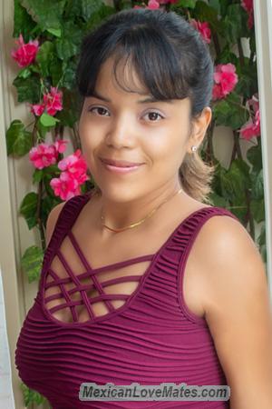 214303 - Vicky Age: 36 - Peru