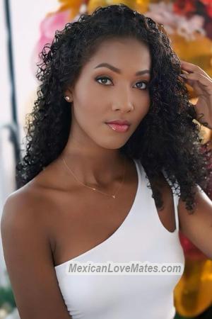 219749 - Valentina Age: 24 - Colombia