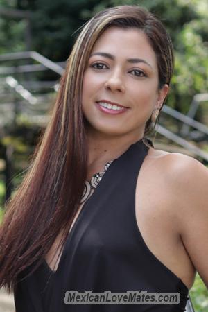 219845 - Ana Age: 41 - Colombia