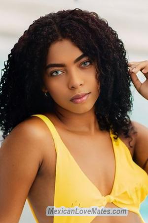 220126 - Saray Age: 22 - Colombia