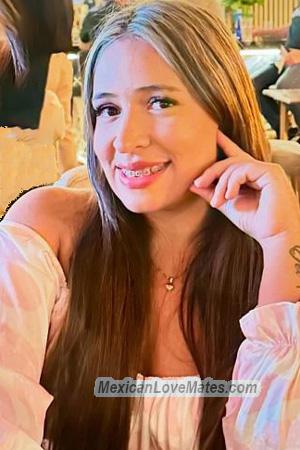 220837 - Yulieth Age: 31 - Colombia