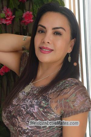 222359 - Aimee Age: 48 - Peru