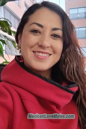 222458 - Yudy Age: 43 - Colombia