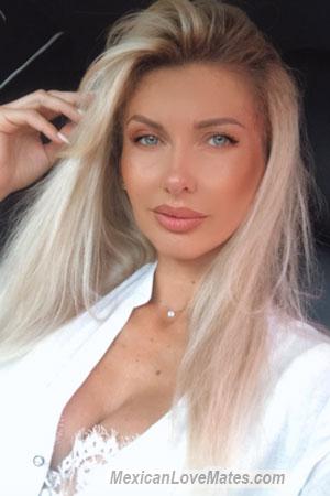 223867 - Violetta Age: 42 - Ukraine