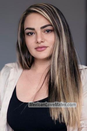 224704 - Adriana Age: 38 - Colombia