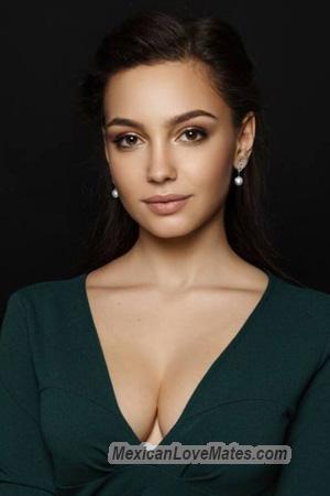 225241 - Diana Age: 25 - Ukraine