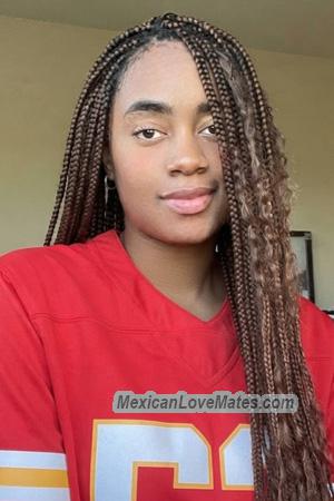 228475 - Sara Age: 24 - Colombia