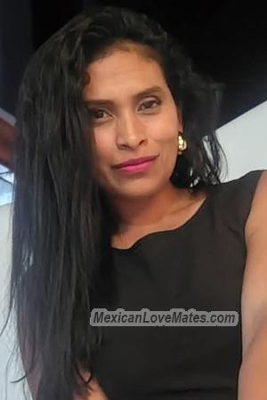 228581 - Diana Age: 33 - Costa Rica